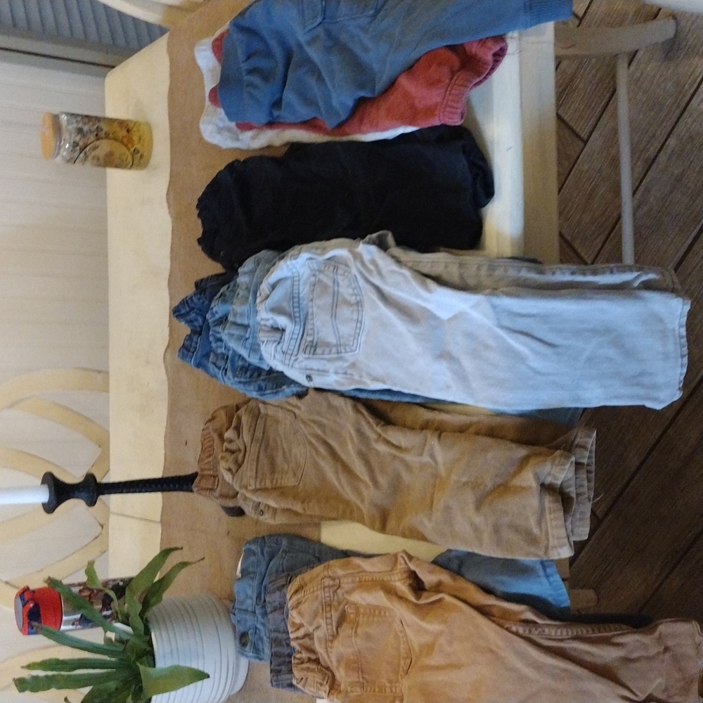 Boys pants 4t lot